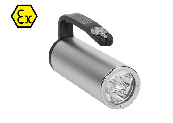 A luz recarregável IP67 800Lm da tocha do poder superior 9W Pocket a lanterna elétrica conduzida
